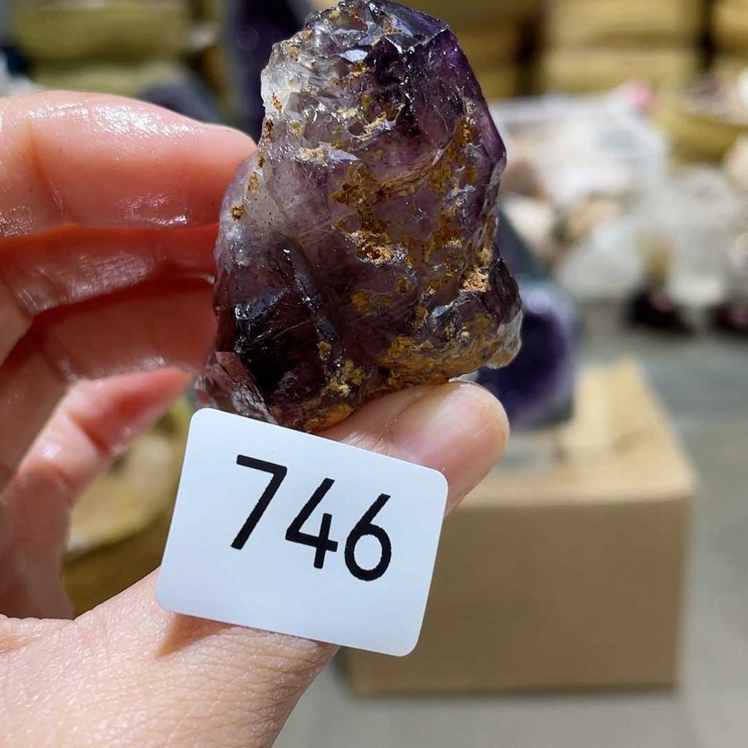 水晶摆件……未镶嵌