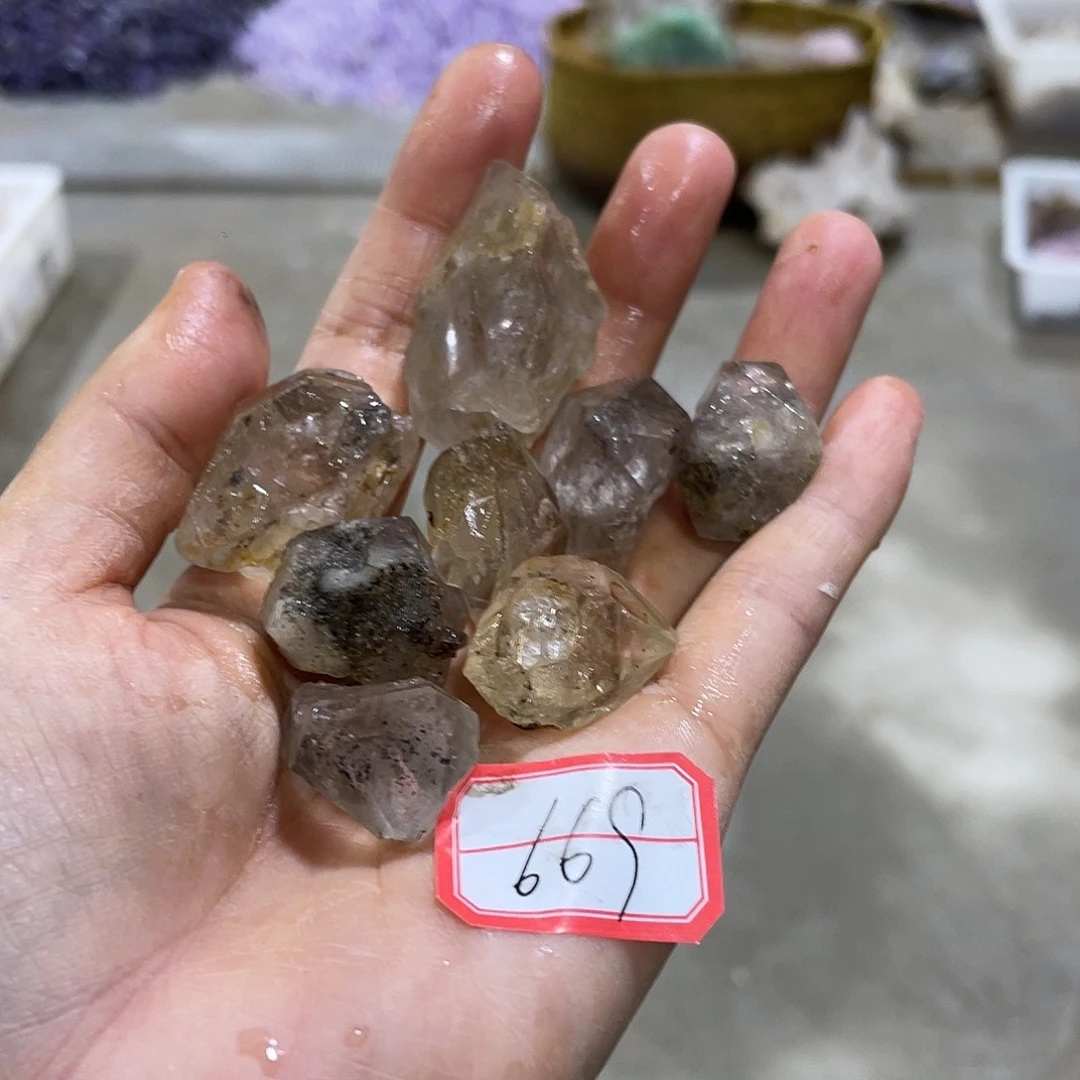 水晶摆件…….未镶嵌