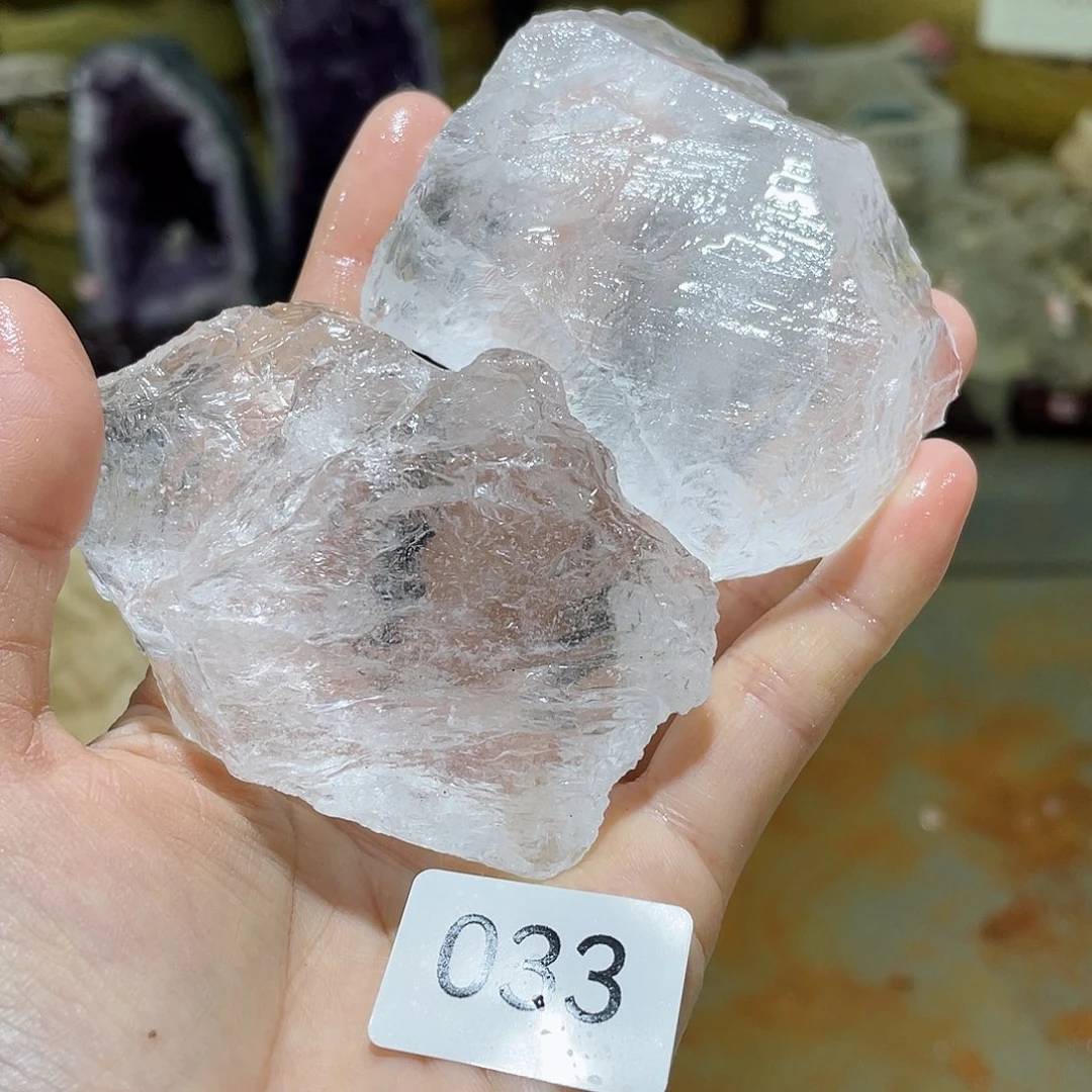 水晶摆件……未镶嵌