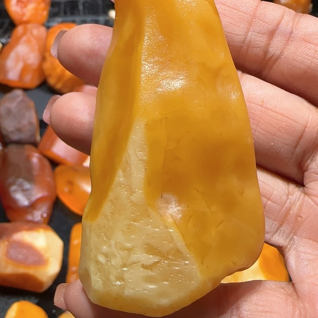 定制琥珀未镶嵌专属定制