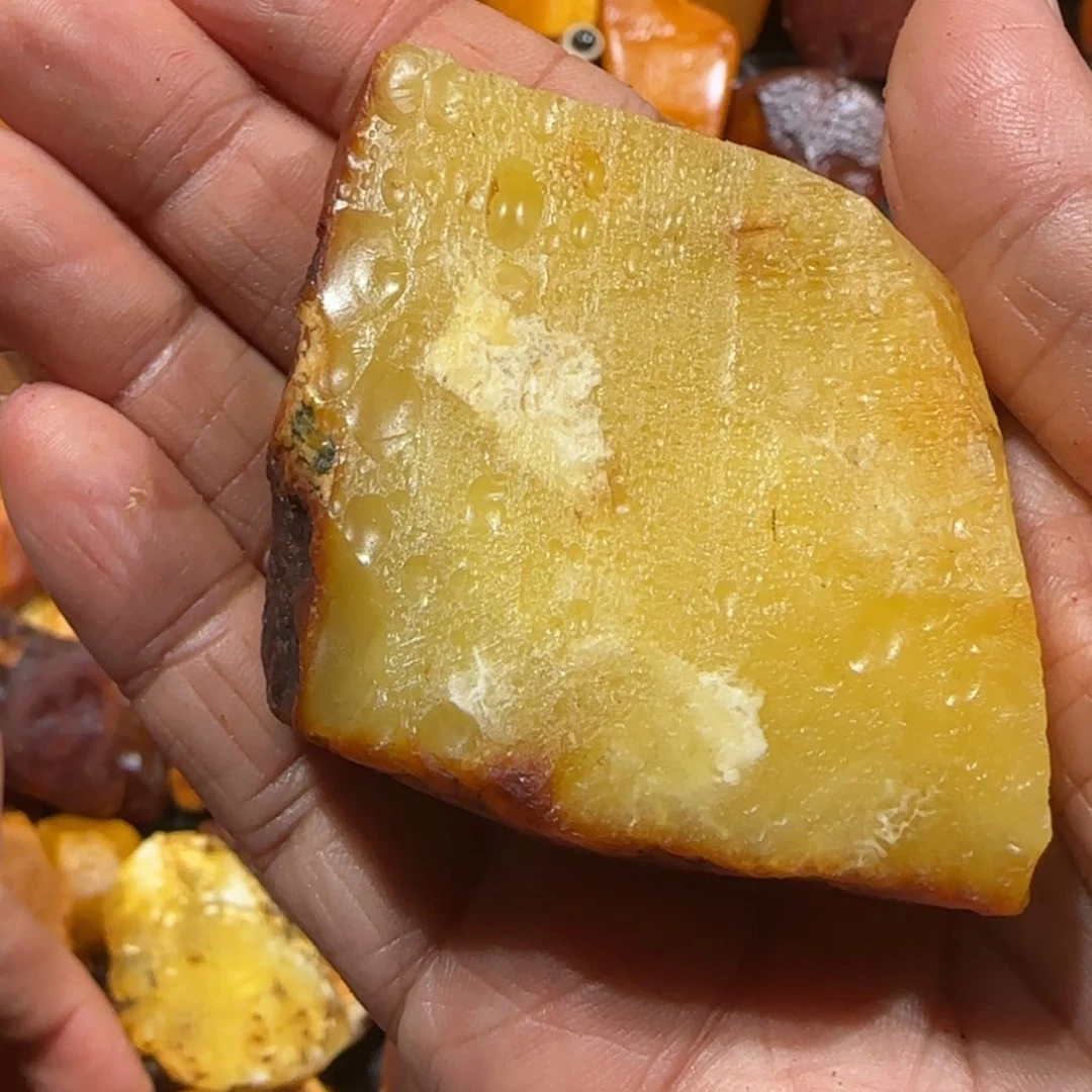 【闪购商品】定制琥珀未镶嵌爱****虎