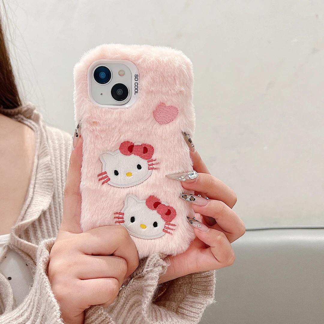 秋冬ins趣味可爱新款KT猫苹果16手机壳卡通iphone15手机壳12毛绒x