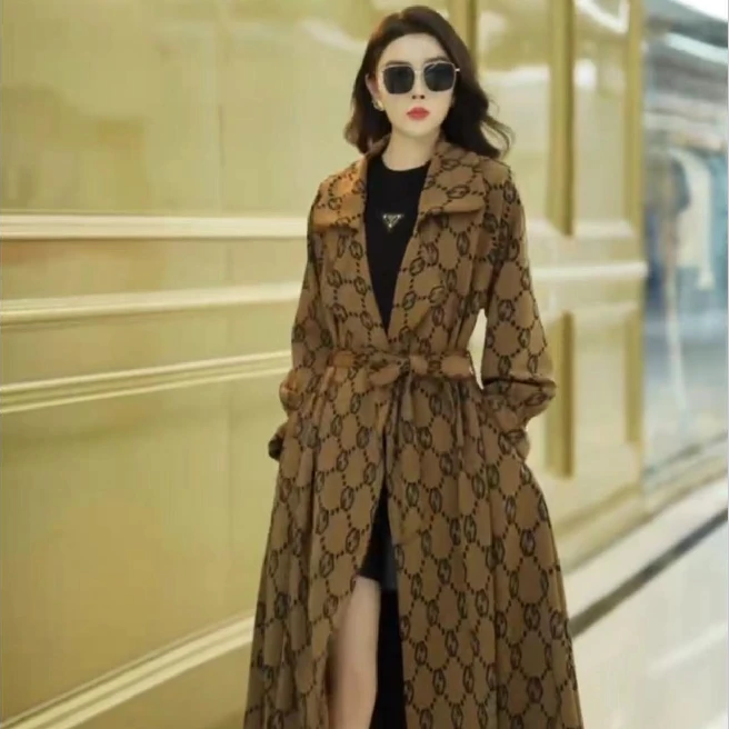 2134款百搭时尚风衣