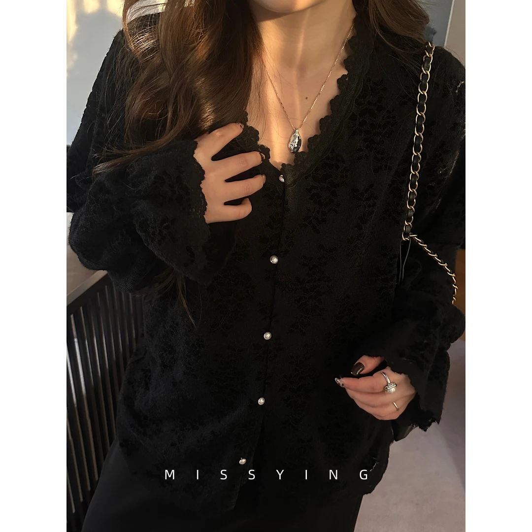 应小姐【莉莉安】微胖大码法式温柔气质时尚设计感宽松蕾丝上衣小衫