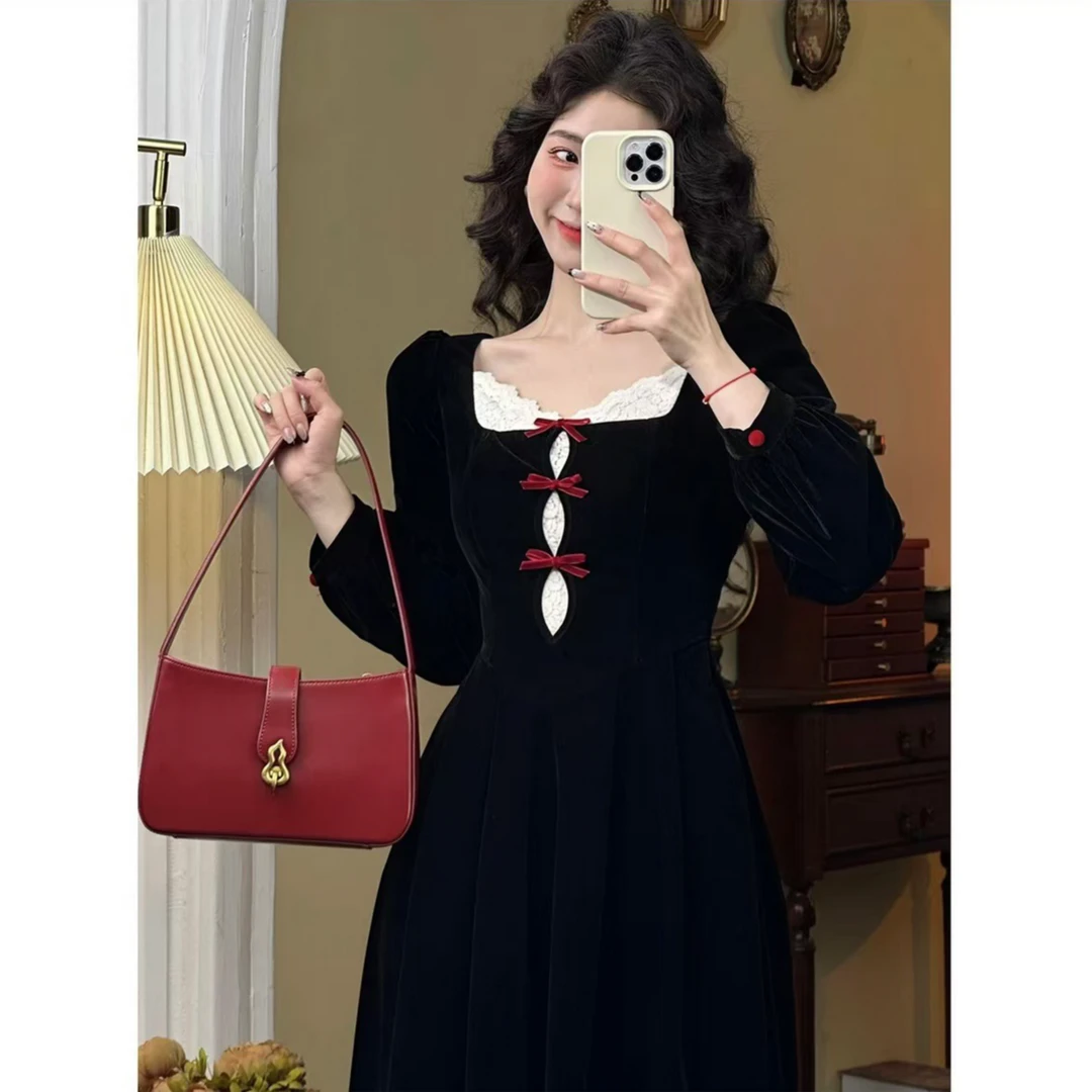 肖夫人【成人礼】法式复古港风长袖蕾丝收腰显瘦女连衣裙秋冬气质