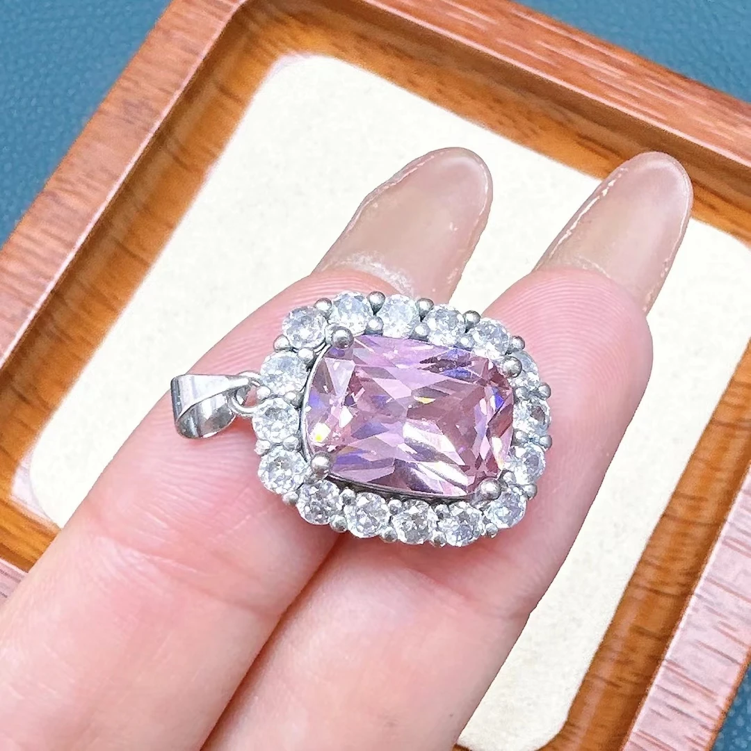 臻选吊坠 泰国春武里经典时尚设计款气质百搭粉色吊坠ML2