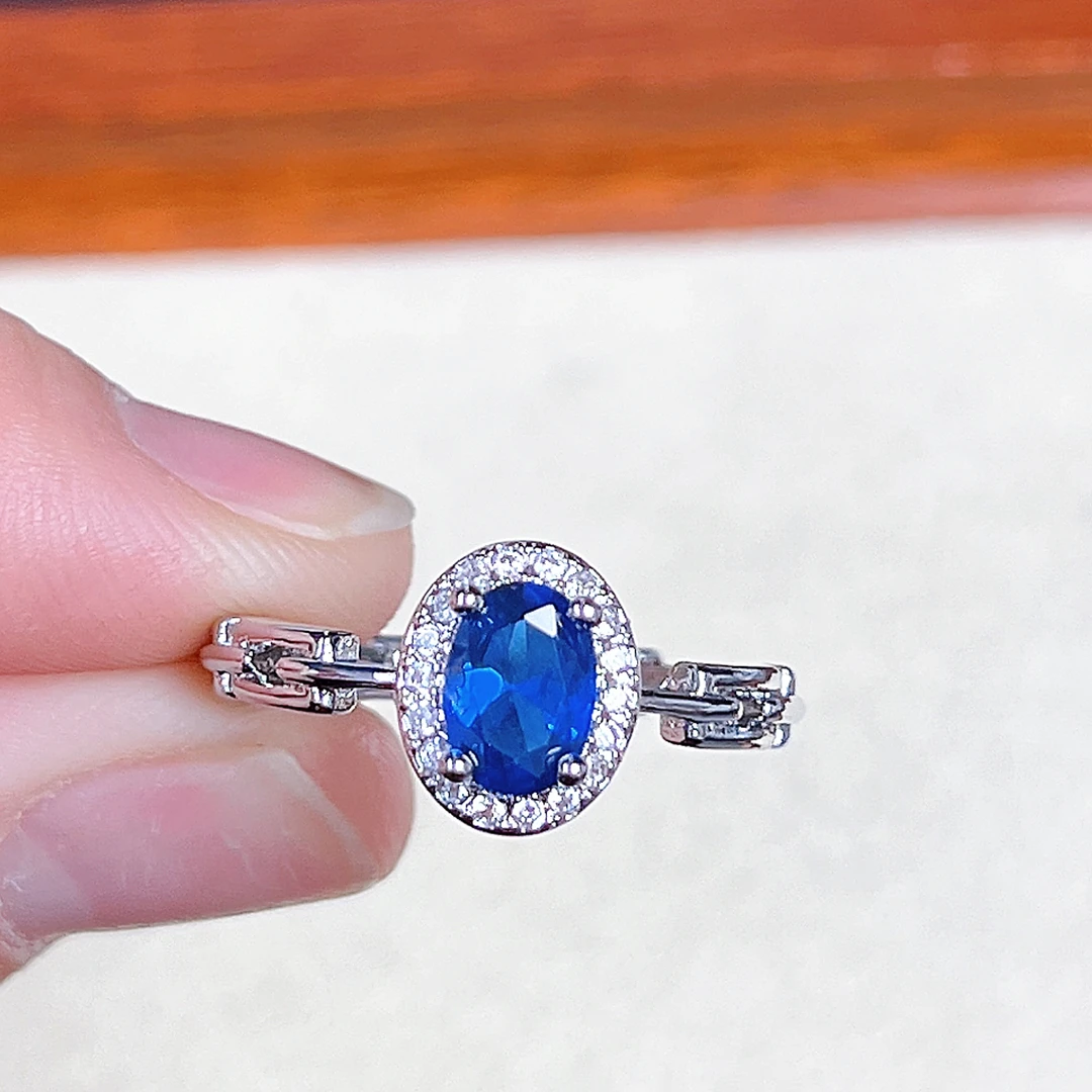 臻选戒指 经典时尚设计款气质百搭蓝色戒指WDA157