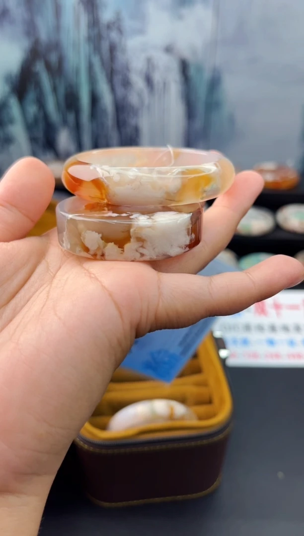 【闪购商品】石英质玉手镯合金赠品镯心（圈口53