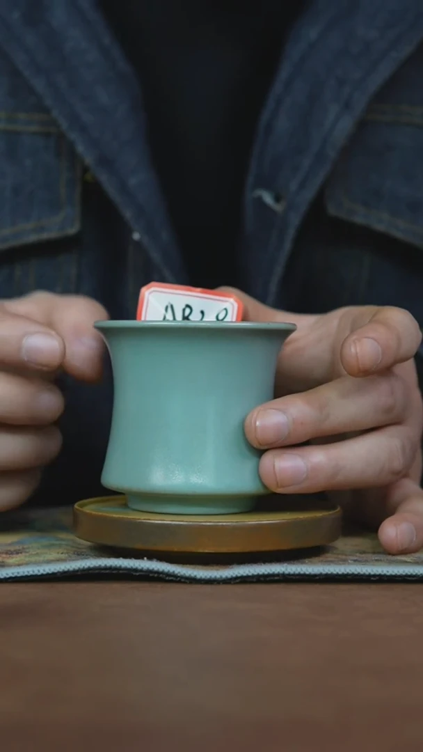 【闪购商品】瓷壶AB309发束腰杯