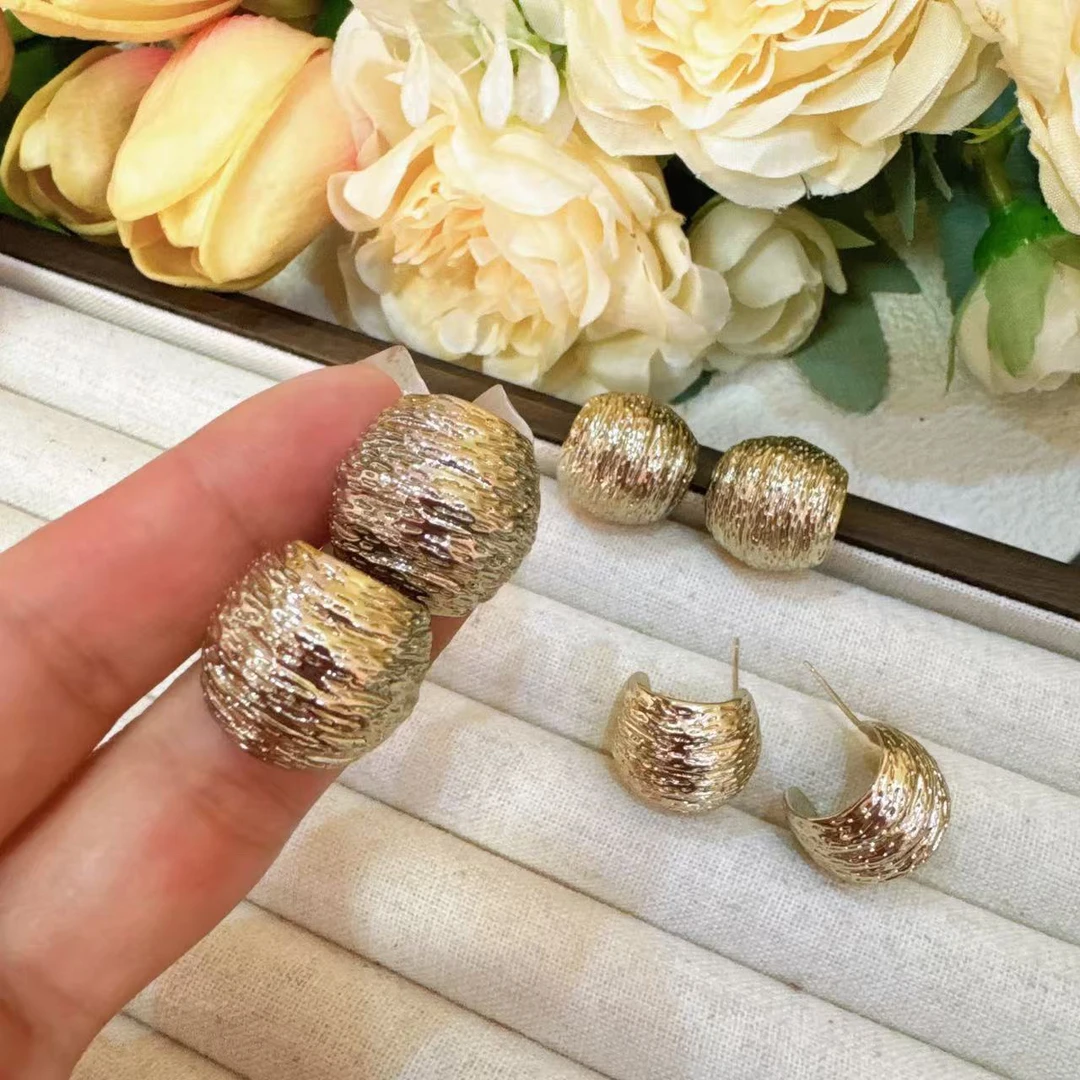 铜合金耳饰 【特别的香槟调】博主同款极简高级气质耳圈 A385