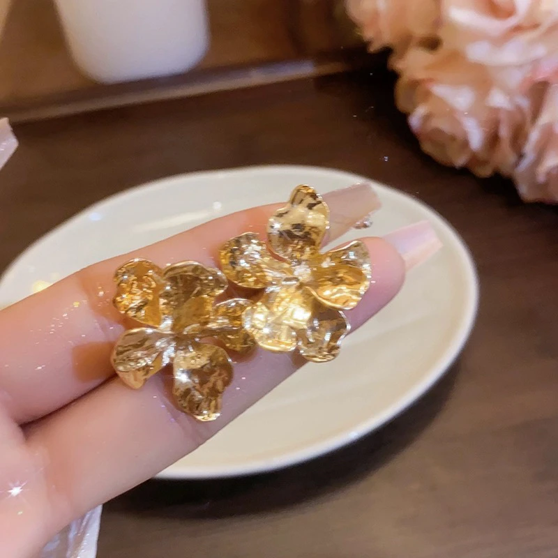 铜合金耳饰 【金色美貌】ins冷淡风高级感气质液态耳钉 A150