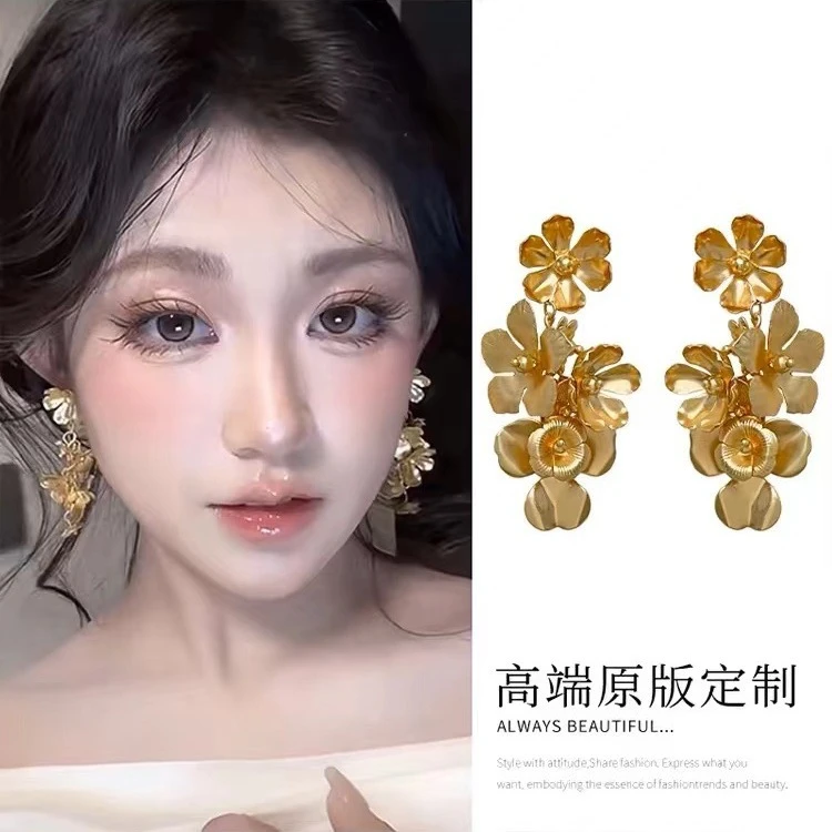 铜合金耳饰 复古金色花朵耳环小众设计高级感气质耳钉夸张大耳坠