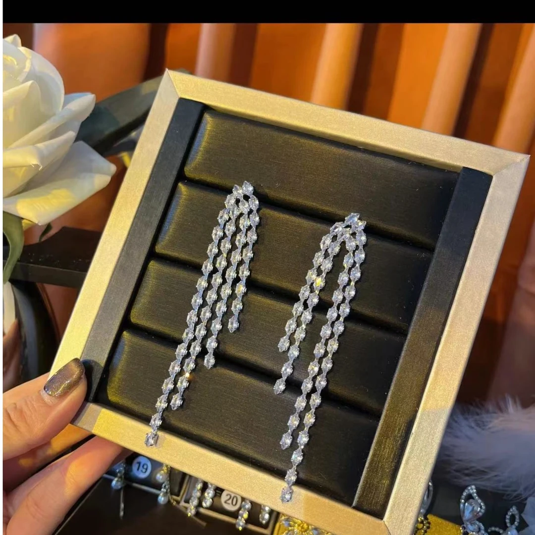 铜合金耳饰 闪钻流苏锆石耳环精致独特耳钉女高级感个性气质耳饰