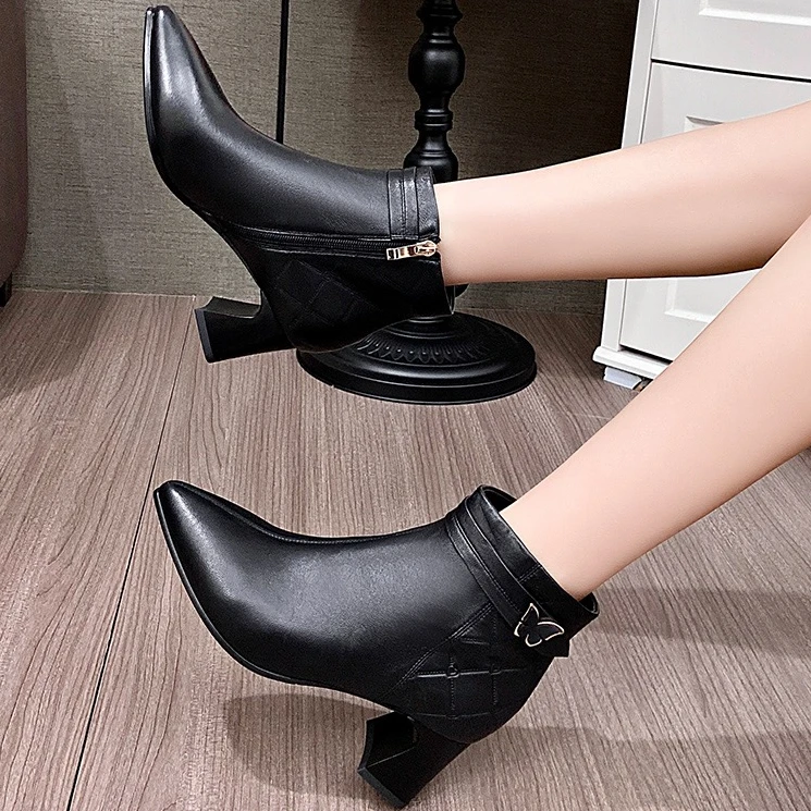 粗跟秋冬羊皮短靴058058