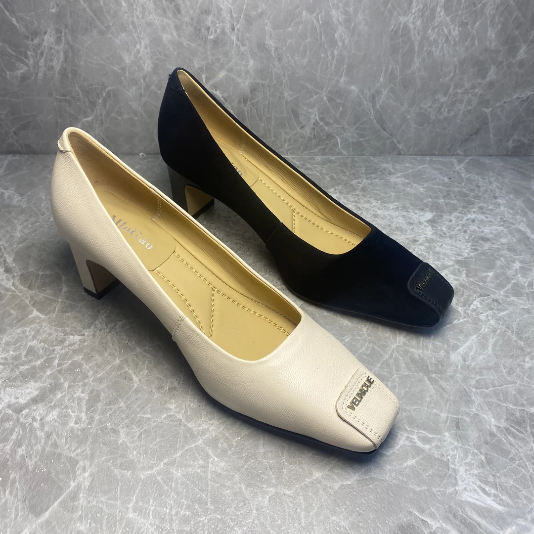 粗跟新款羊皮浅口单鞋151989