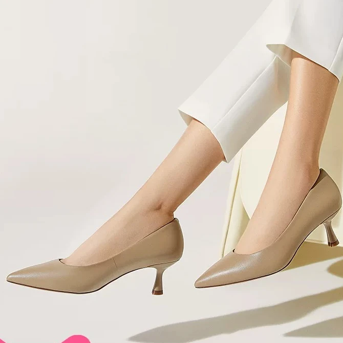 细跟浅口羊皮单鞋工作鞋8702