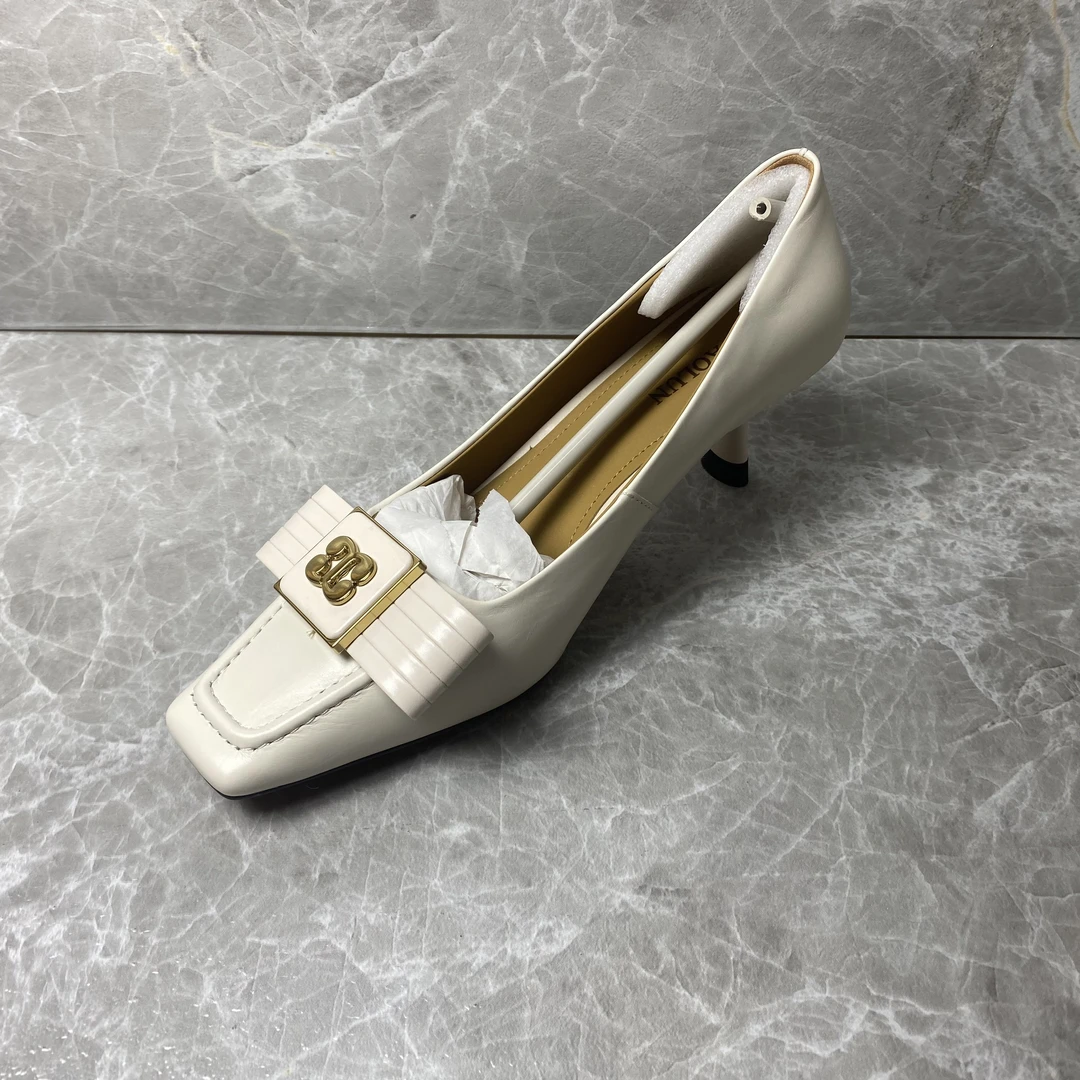 新款胎牛单鞋82278米色