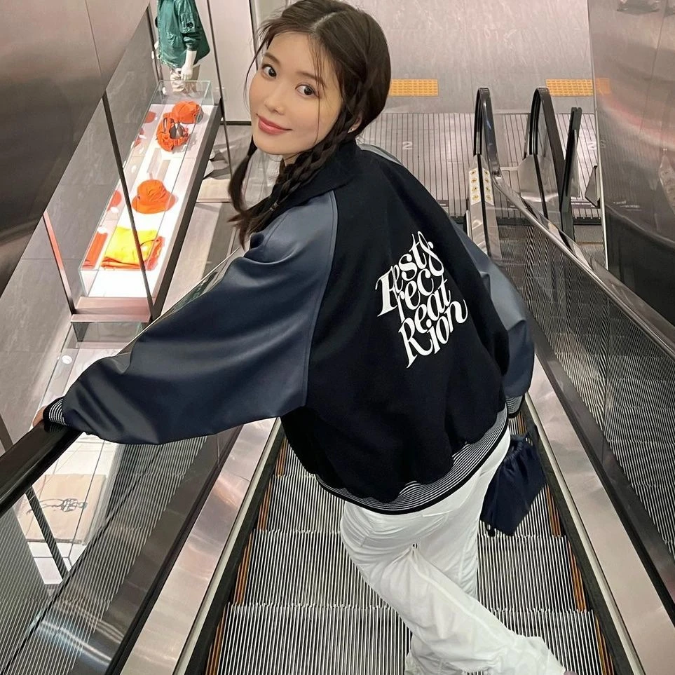 2024秋冬新款韩国小众金艺琳刺绣宽松拼色夹克棒球服外套男女