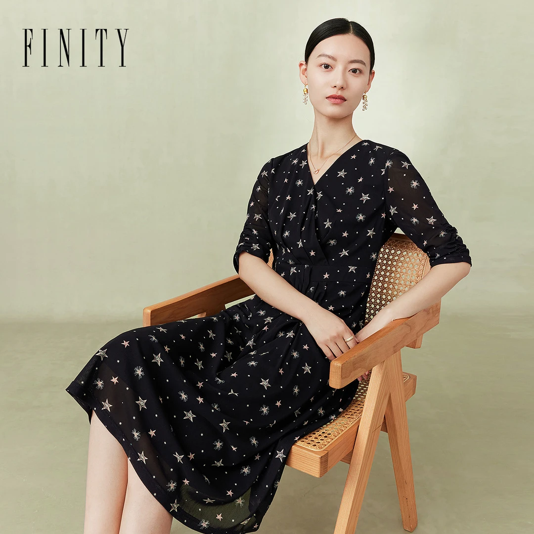 小灯塔 FINITY新款气质连衣裙女女装连衣裙时尚女士夏季复古春夏