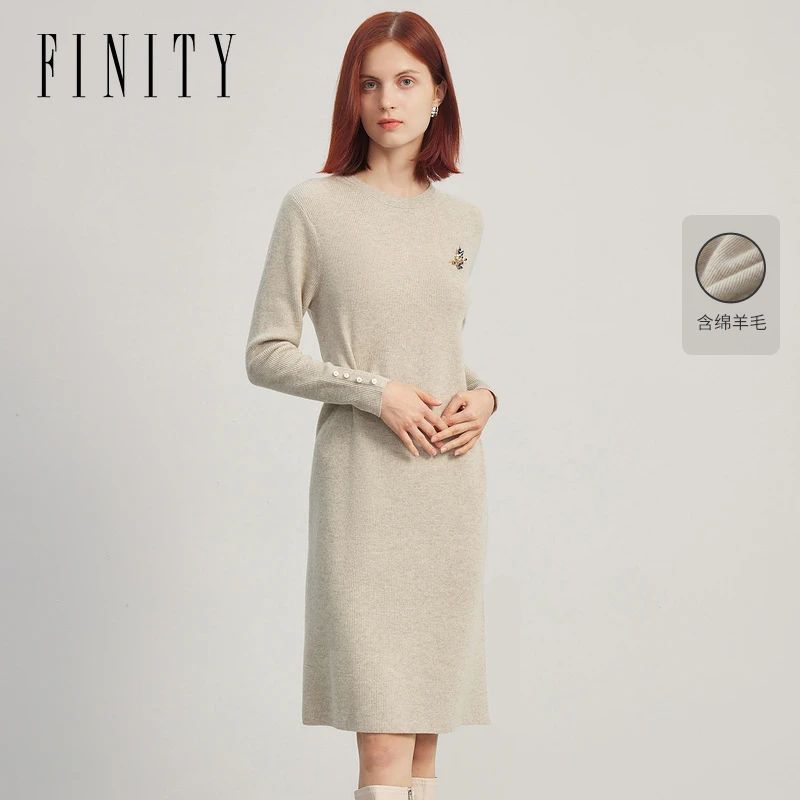 【小云总专属】FINITY 气质连衣裙针织圆领打底女士套头 F21V9D20N5