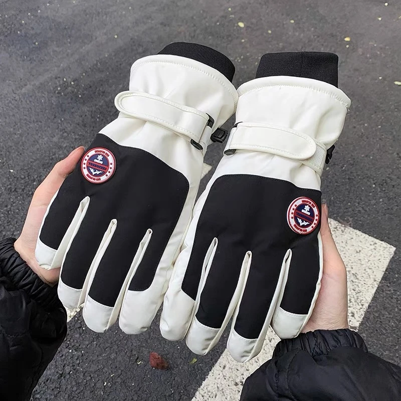 滑雪手套男女冬季保暖加绒加厚防风防寒防水可触屏骑行五指情侣款