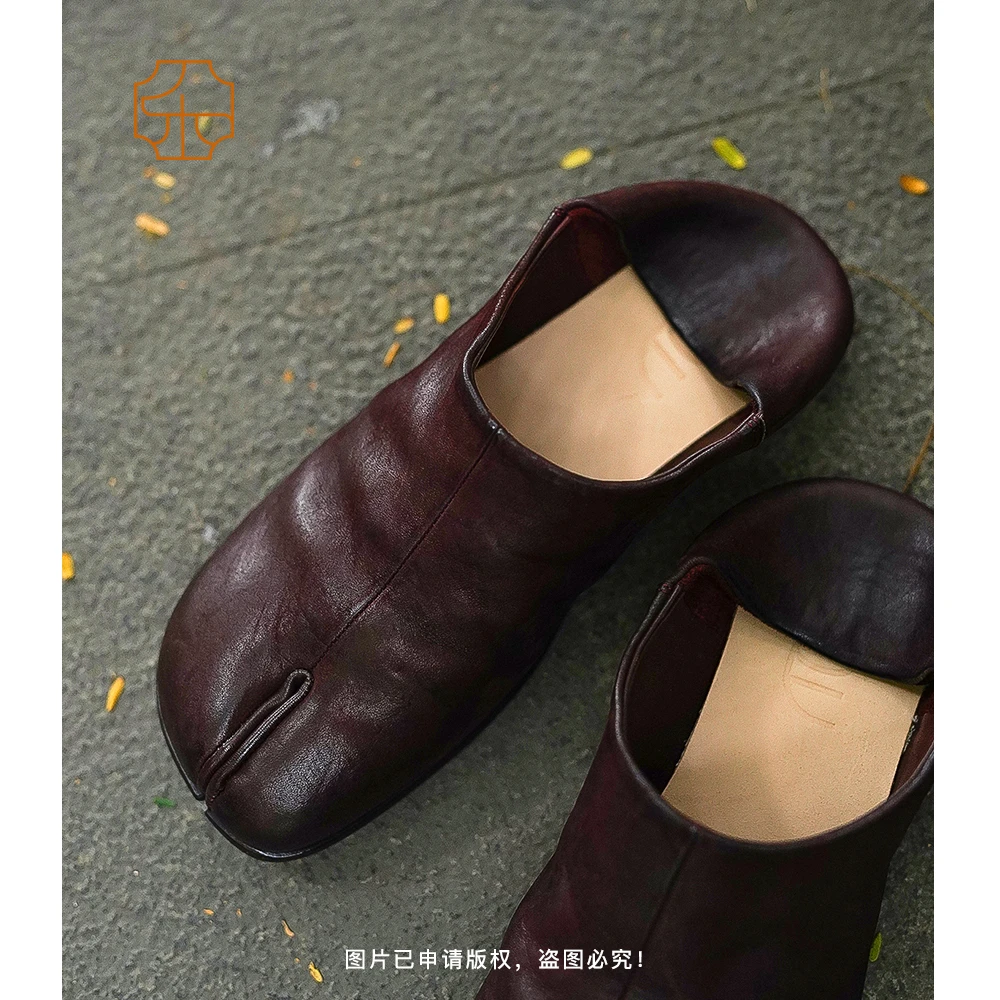 【VE.UNIQUE】复古分趾鞋洗水马腰皮平底单鞋可踩跟女鞋5061-25A