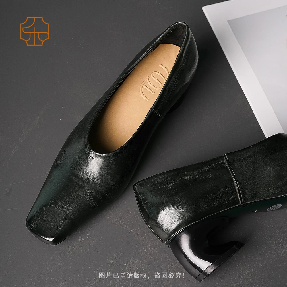 【VE.UNIQUE】复古擦色小方头粗跟单鞋2882-028