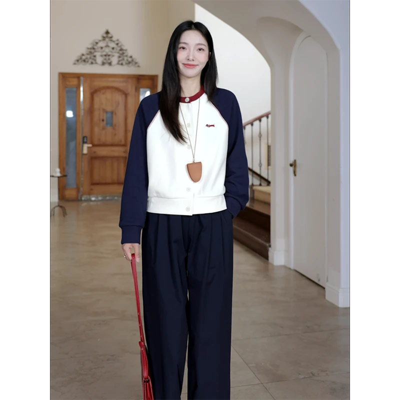 郭九九呢 微胖棉腊肠小狗撞色插肩袖卫衣外套气球裤 G924T13838