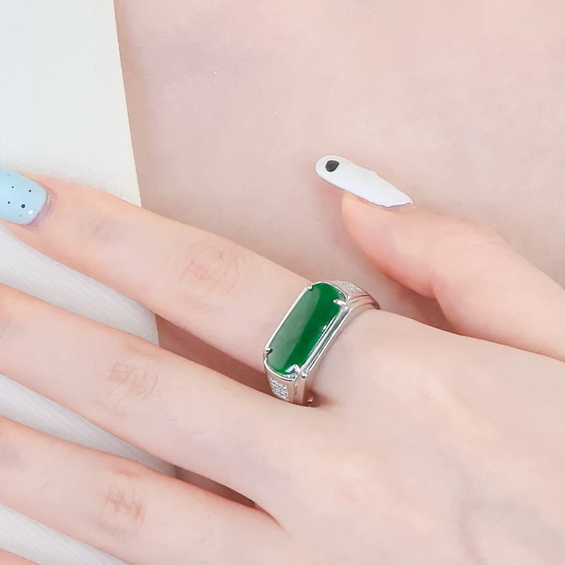 辣绿天然翡翠A货-气质百搭男士戒指