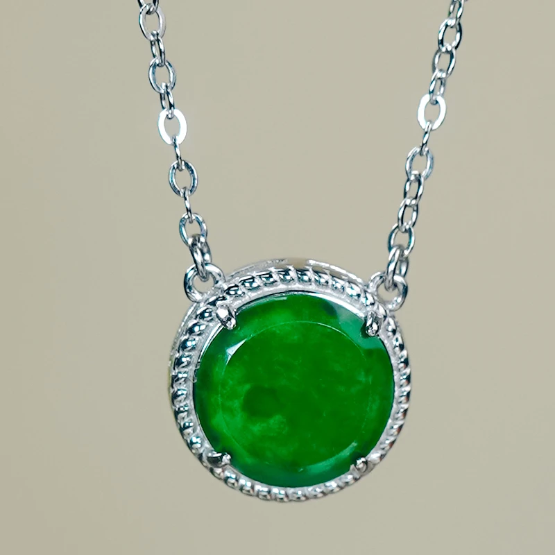 天然翡翠A货银镶满辣绿龙石简约圆牌单吊坠