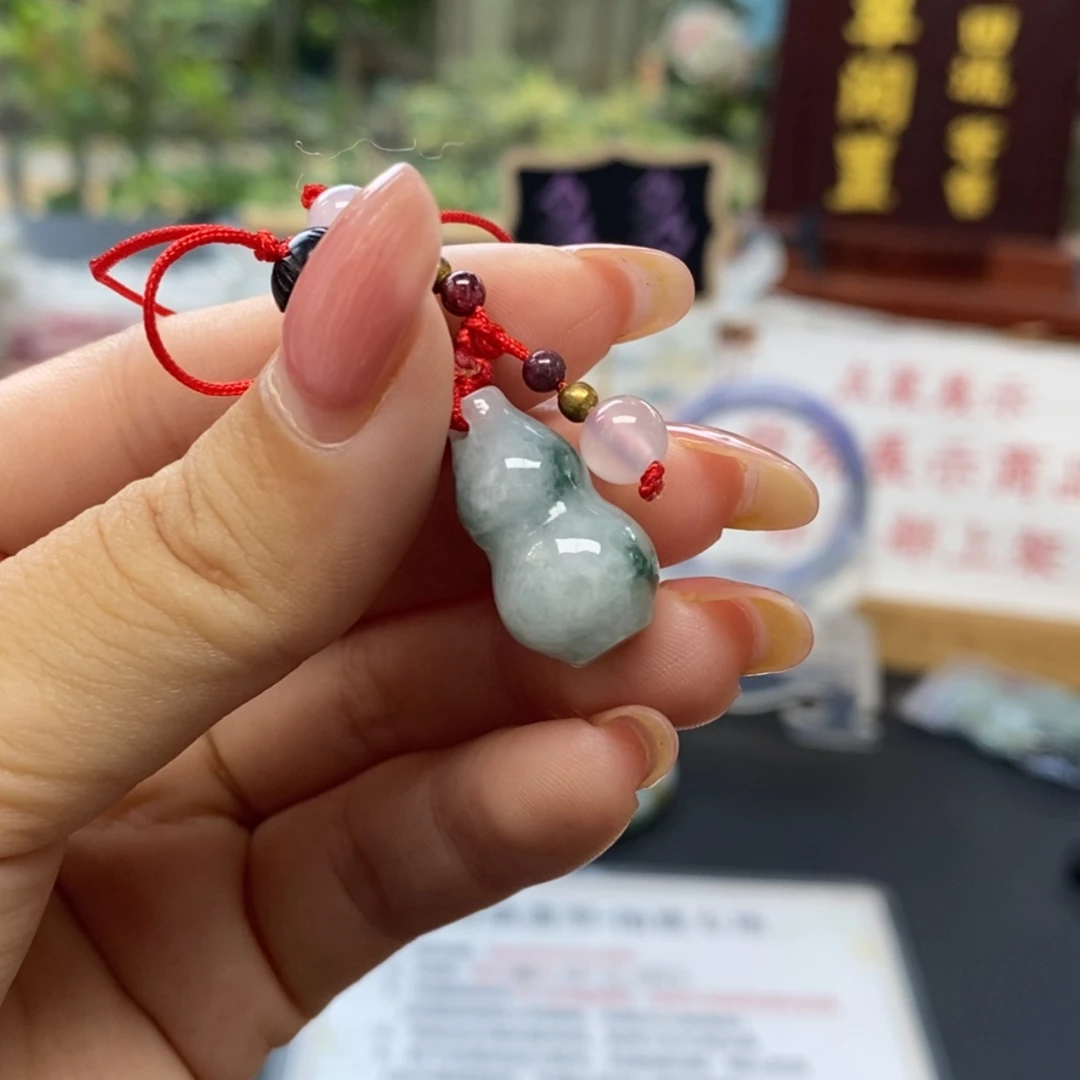 【闪购商品】定制翡翠未镶嵌默认微瑕，天然翡翠