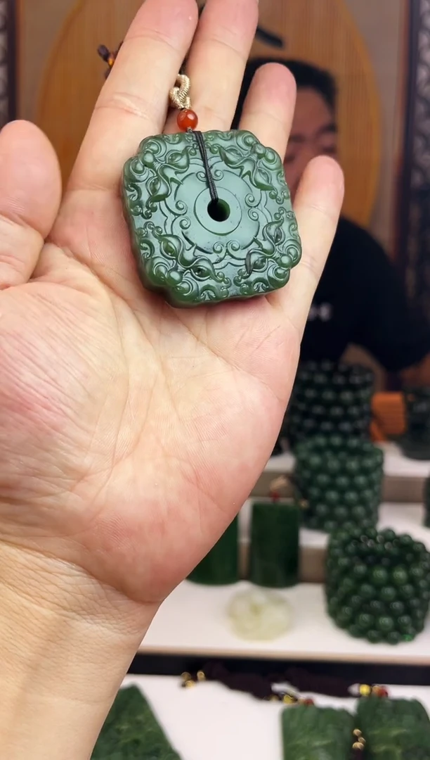 【闪购商品】和田玉颈饰未镶嵌1
