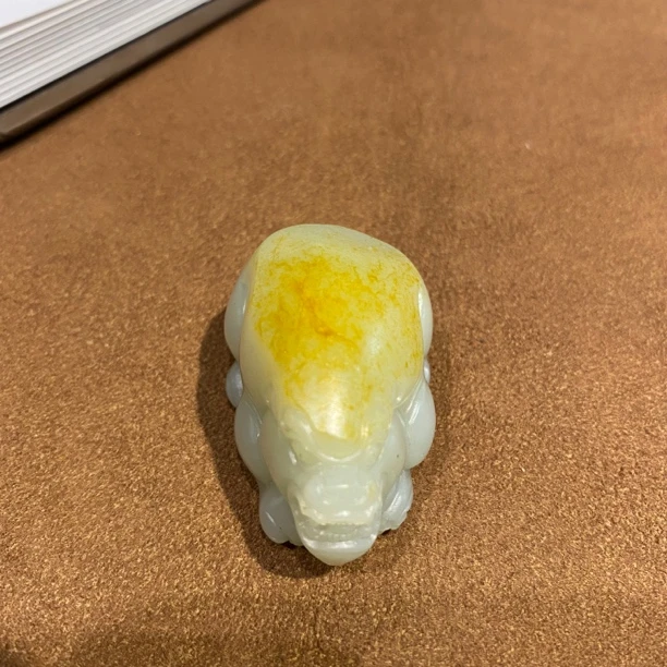 和田玉貔貅挂件手把件洒金皮油皮65.6克精雕