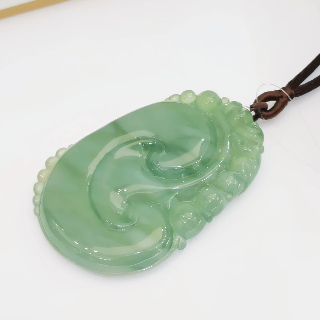 翡翠吊坠 翡翠颈饰