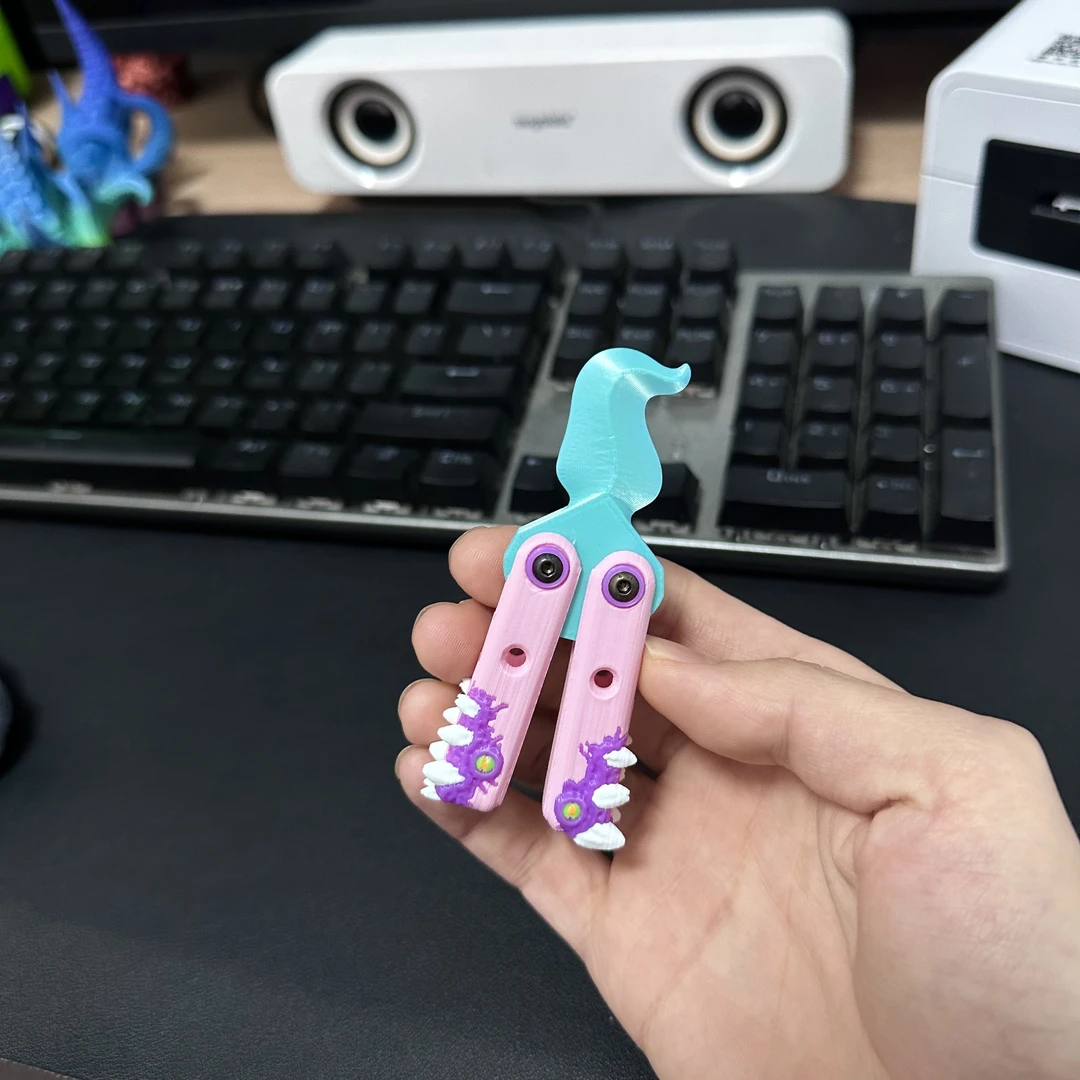 克苏鲁风蝴蝶甩幼崽甜甜圈解压玩具斩舰3D打印