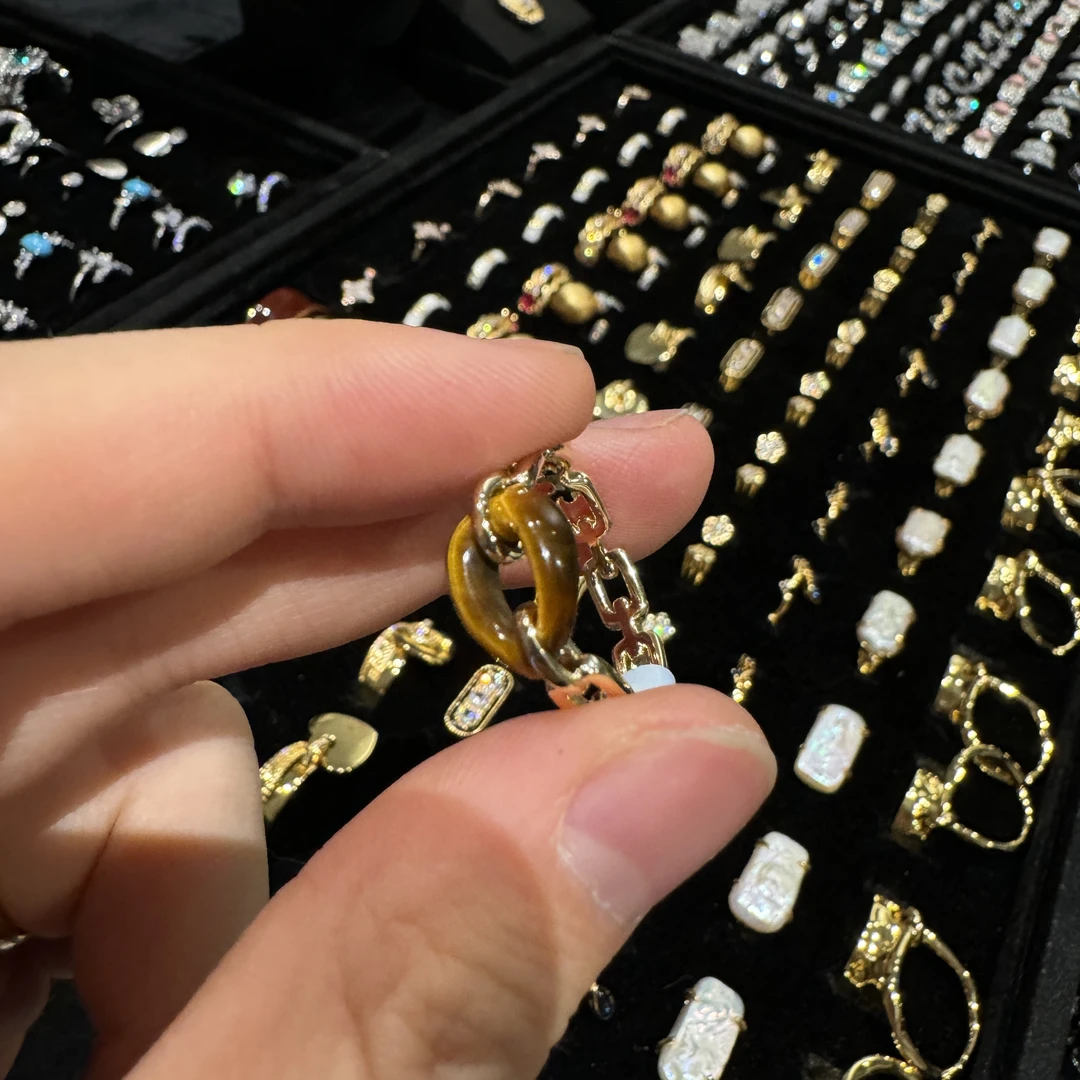 铜合金戒指 高定重工款百搭小众咖啡豆戒指