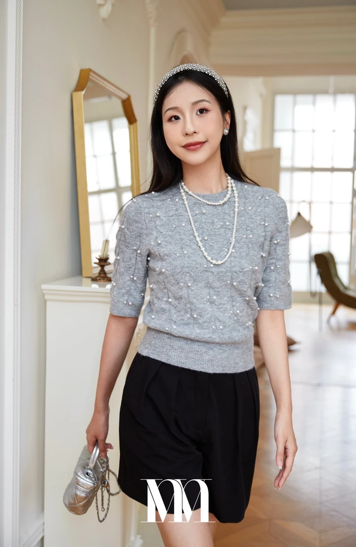 “满天星”珍珠肌理衫