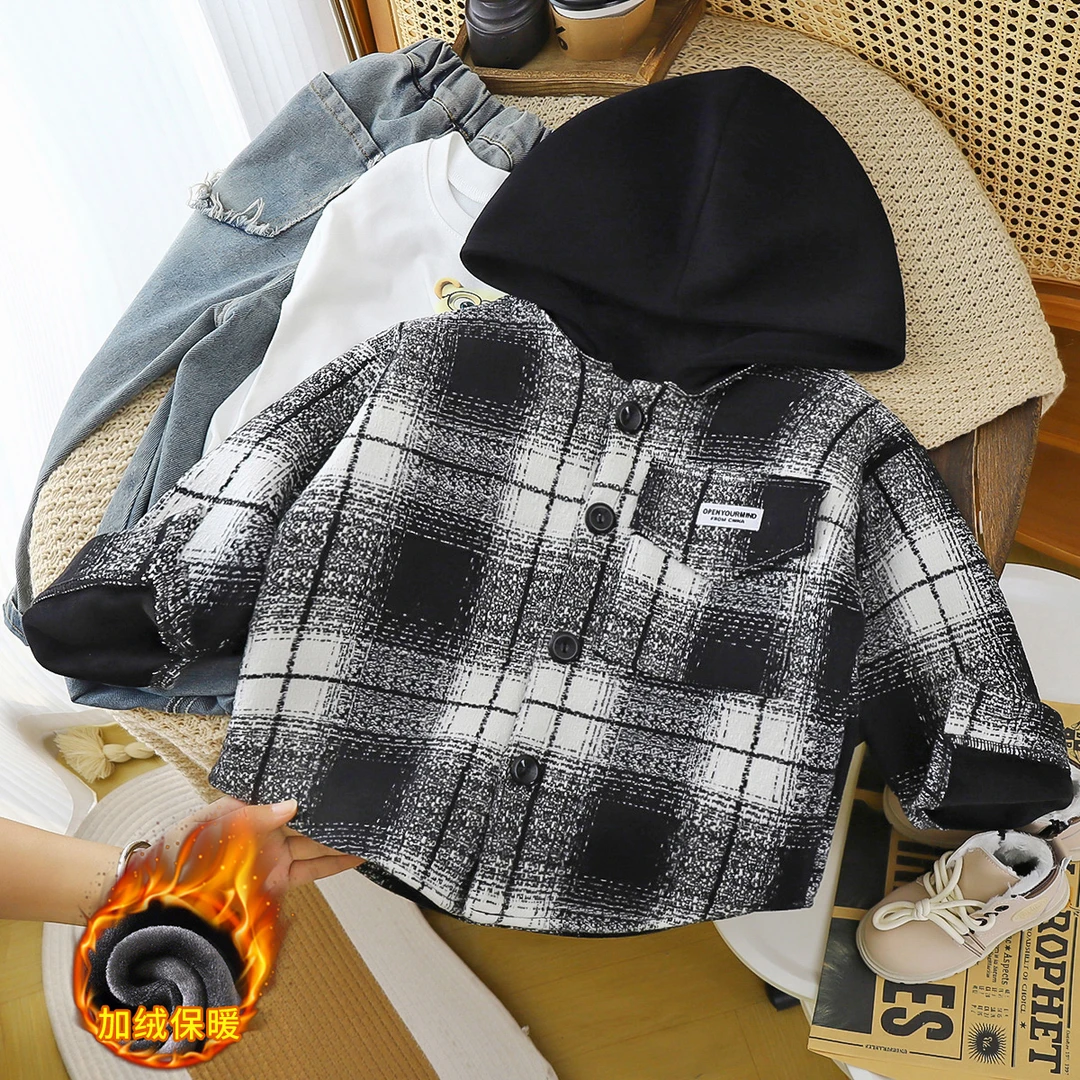 儿童加绒保暖外套舒适连帽加绒加厚时尚穿搭格子外穿男宝宝中小童