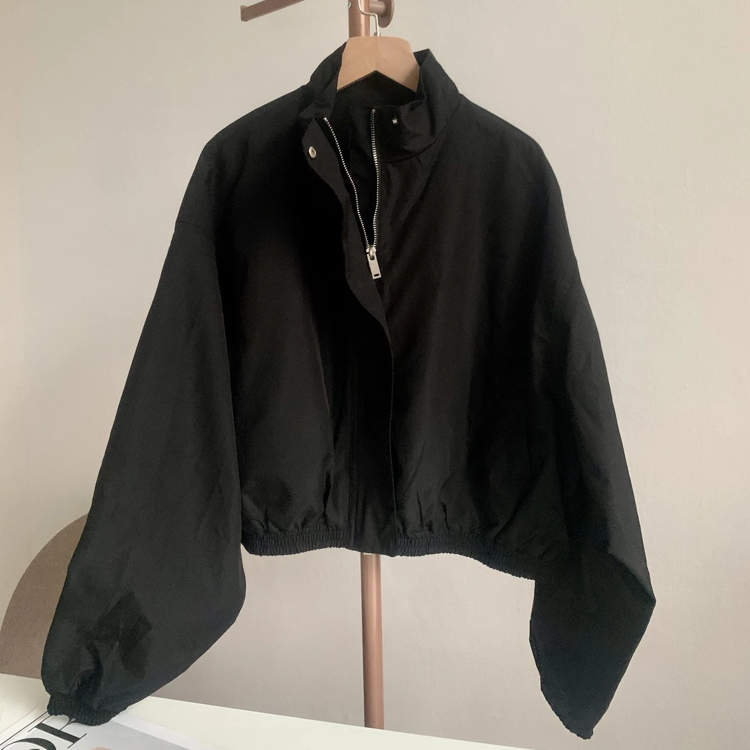 【种草】极简短夹克外套女春秋休闲宽松小个子短款黑色立领