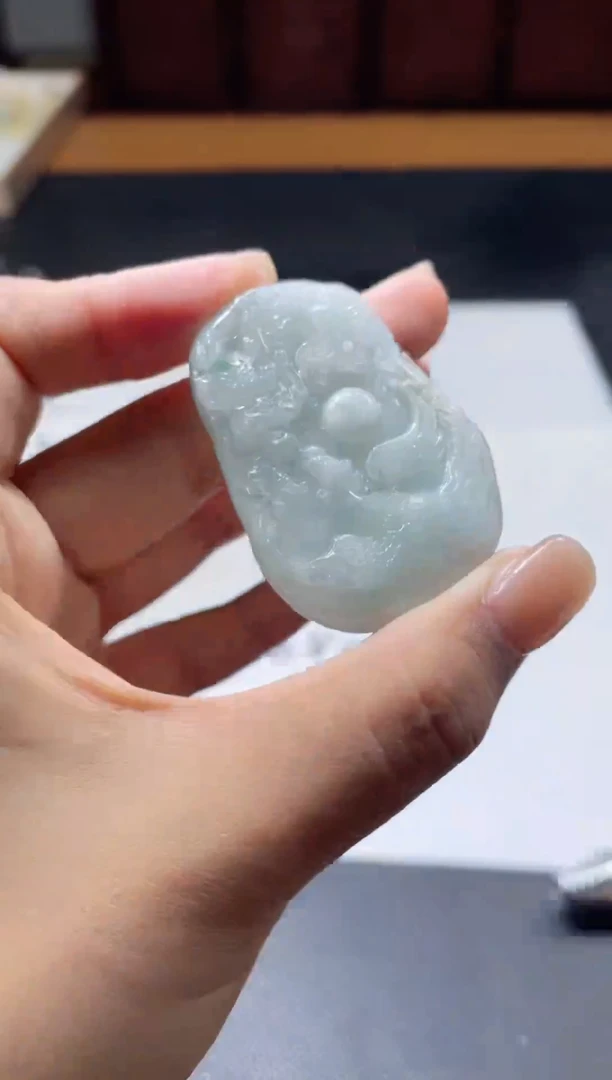 【闪购商品】翡翠颈饰未镶嵌6--挂件