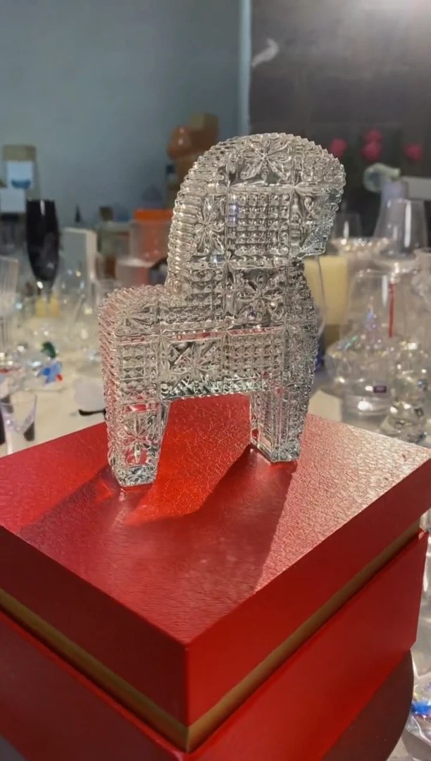 【闪购商品】透明小马水晶摆件