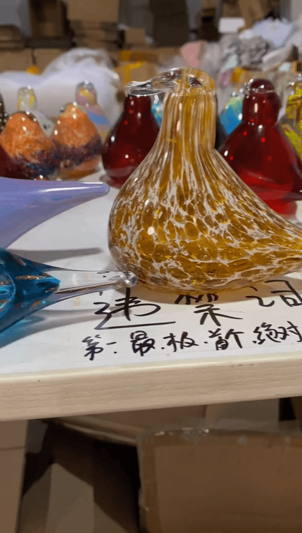 【闪购商品】琥珀大理石白纹年度大鸟