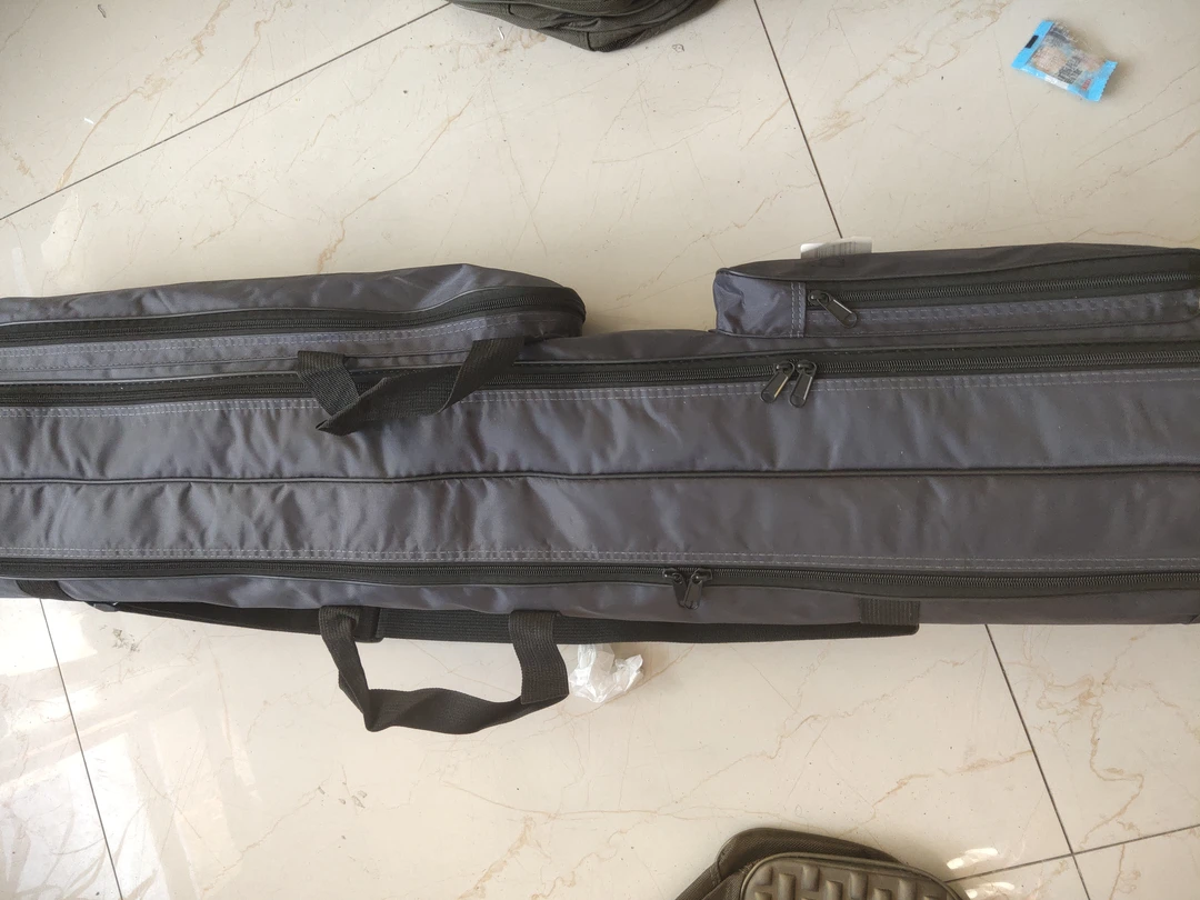 微瑕有点脏130厘米二层直包颜色随机渔具包