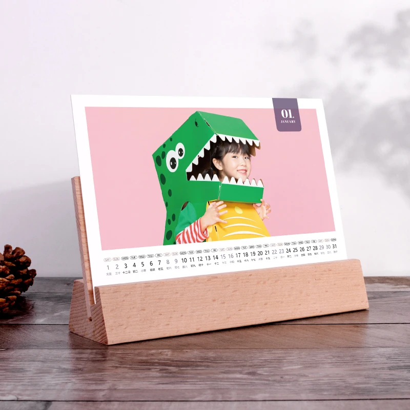 2023木质实木台历定制印刷简约商务广告创意企业相册日历来图定做