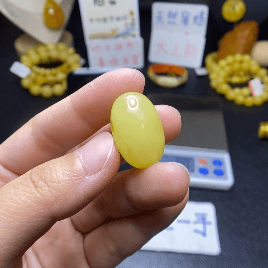 【闪购商品】定制蜜蜡未镶嵌阳郎