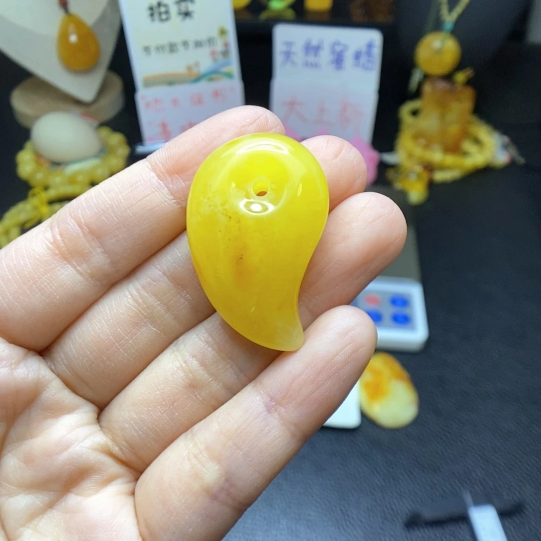 【闪购商品】定制蜜蜡未镶嵌沃**^郎