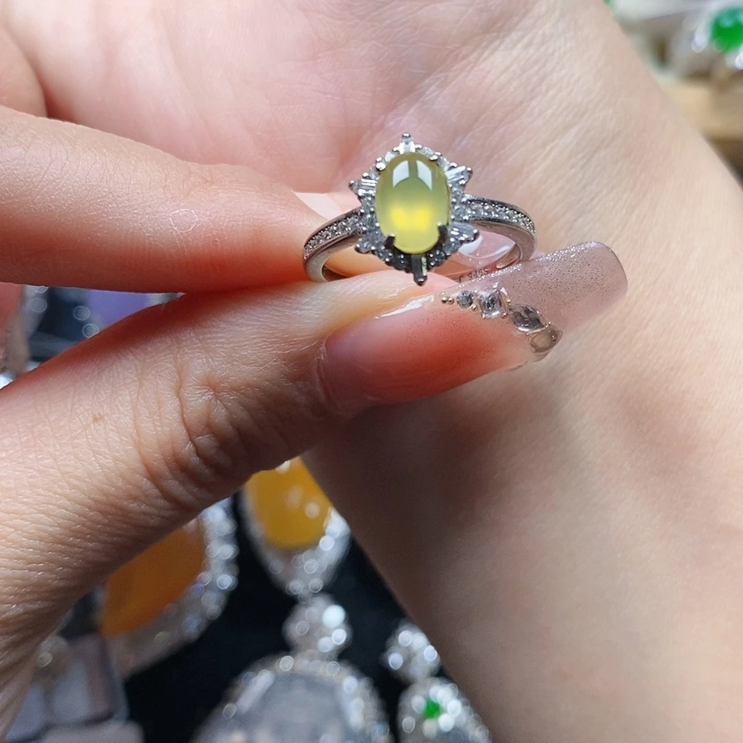 翡翠戒指银S925镶嵌缅甸翡翠