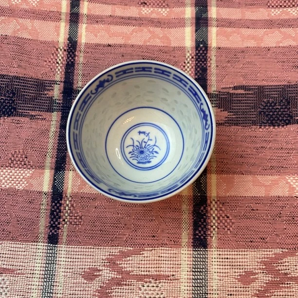 精品回流瓷器景德镇青花玲珑杯手工老式复古花纹陶瓷主人杯