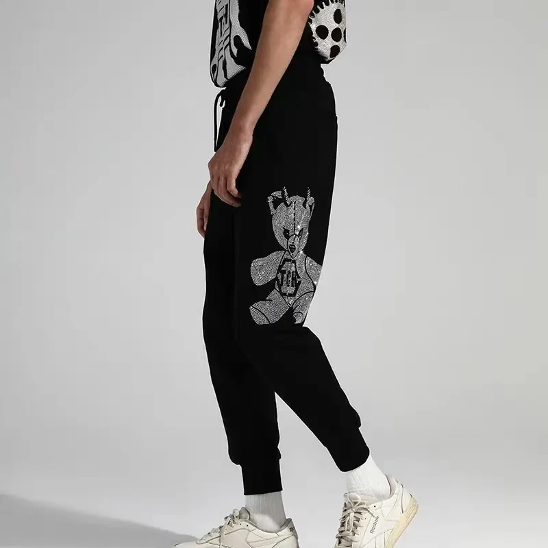 重庆-tch休闲小熊烫钻宽松长裤男女同款T21120C6042