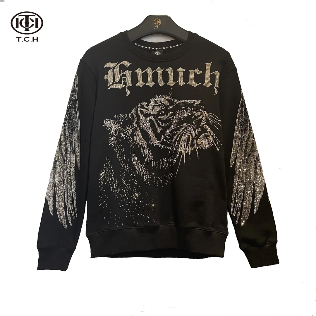 TCH服饰店播-虎头翅膀烫钻圆领卫衣T21111C6035